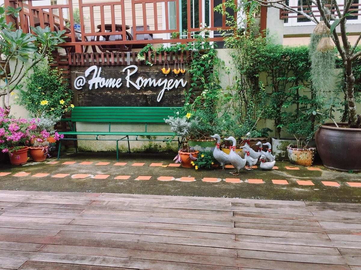 Romyen Cafe' Homestay Phra Nakhon Si Ayutthaya Exterior foto